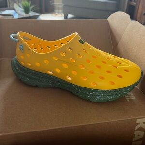 Kane Revive | Sunset/Earth Speckle | Active Recovery Shoe | Size 10